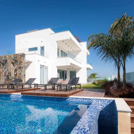 Sea Pearl Beachfront Villas - Breeze Айя-Напа Экстерьер фото