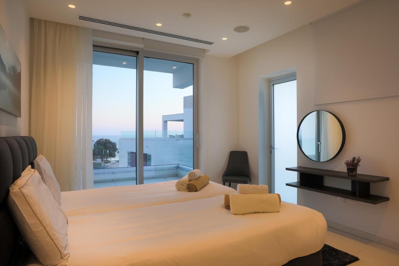 Sea Pearl Beachfront Villas - Breeze Айя-Напа Экстерьер фото