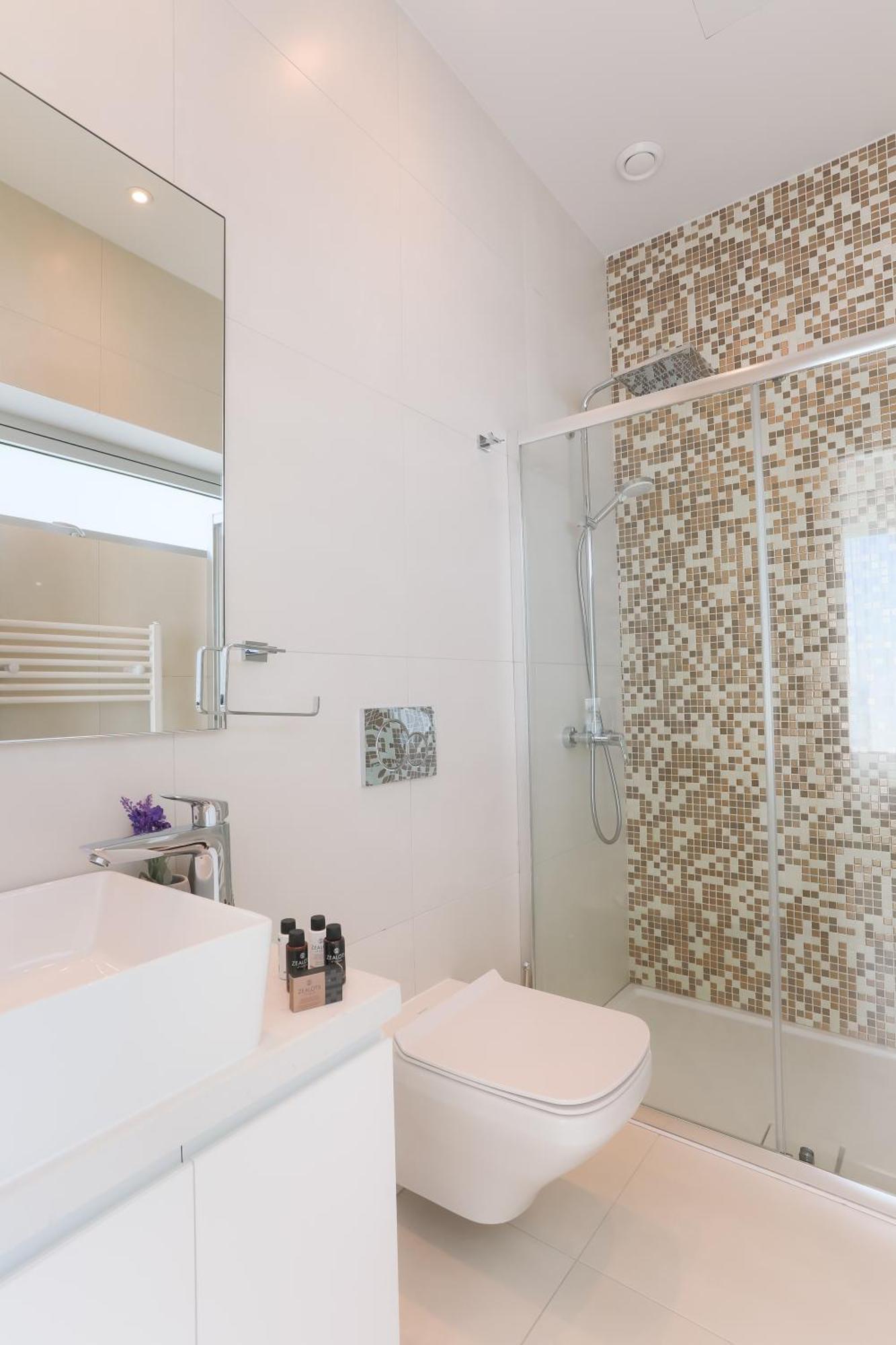 Sea Pearl Beachfront Villas - Breeze Айя-Напа Экстерьер фото